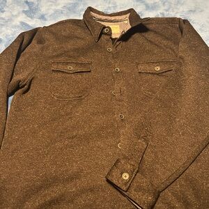 Charcoal gray Sherpa lined Button-Up Shirt. Never worn. Too big on me.